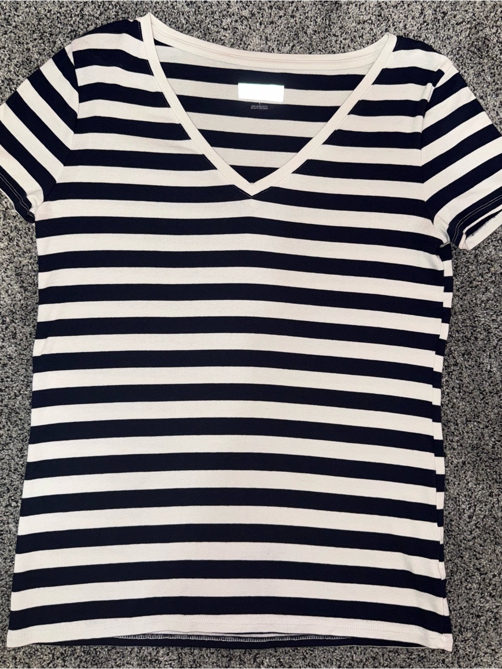 Striped V-Neck Short Sleeve Top - Black & White